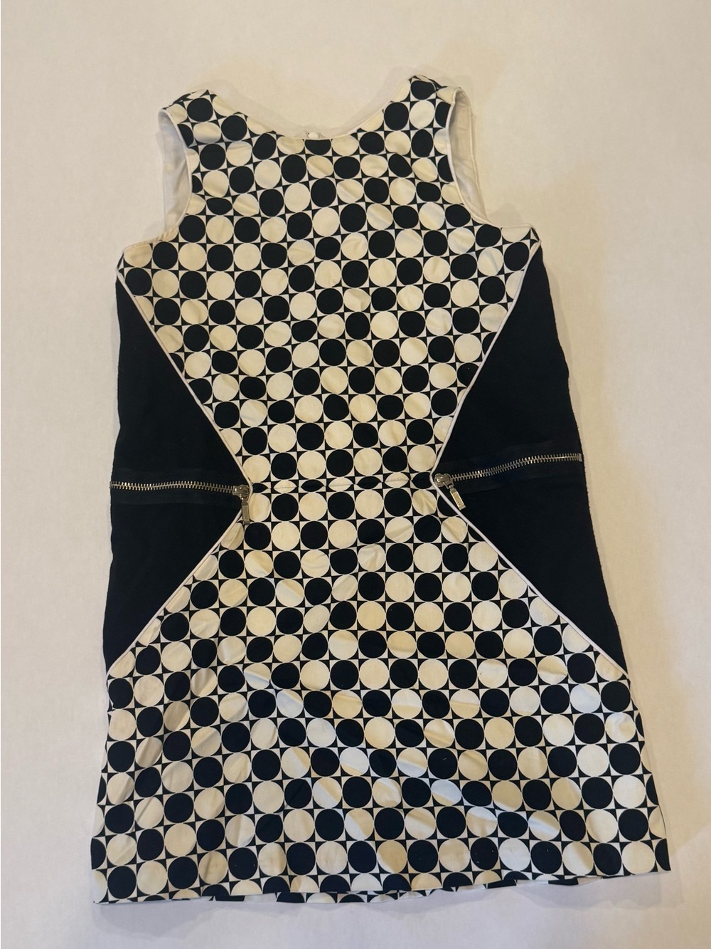 Girls' Sleeveless Black & White Geo Print Casual Dress